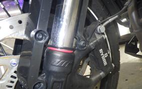 HUSQVARNA SVARTPILEN 125