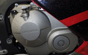 HONDA CBR600RR 2004 PC37