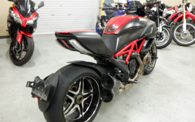 DUCATI DIAVEL CARBON 2012 ZDMG100ABBB
