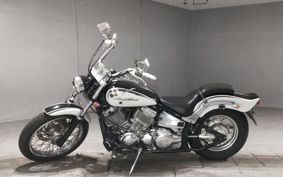 YAMAHA DRAGSTAR 400 2006 VH01J