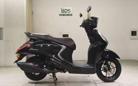 YAMAHA ﾌｧｯｼｰﾉ125ﾊEVEﾘｯﾄﾞ