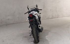 SUZUKI GSX250R DN11A