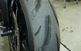 TRIUMPH STREET TRIPLE MOTO 2023