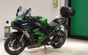 KAWASAKI NINJA H2 SX SE 2022 ZXT02P