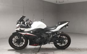 SUZUKI GSX250 R DN11A