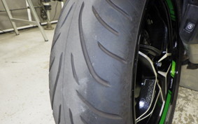 KAWASAKI NINJA H2 SX SE 2018 ZXT02A