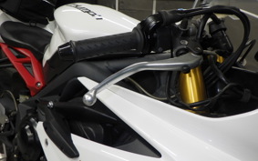 TRIUMPH DAYTONA 675 R 2014