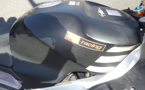 APRILIA RSV1000 MILLE 2004