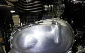 TRIUMPH THRUXTON 900 2006