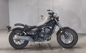 HONDA REBEL MC49