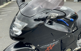 HONDA CBR1100XX 1999 SC35