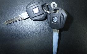 SUZUKI ｼﾞｸｻｰ250SF 2002 ED22B