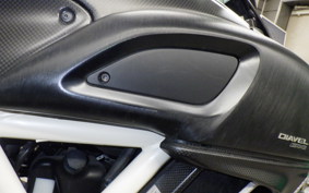 DUCATI DIAVEL AMG 2012