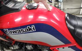 KAWASAKI GPZ400 2024