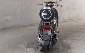 LAMBRETTA V200SPL ..
