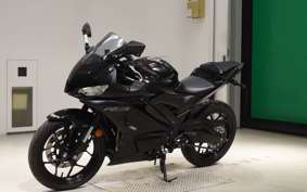 YAMAHA YZF-R3 2023