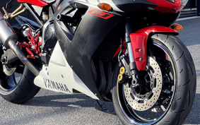 YAMAHA YZF-R1 2002 RN09
