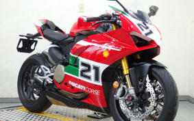 DUCATI PANIGA-REV2 BAYLISS 1ST CHAMPION  2024 1H00