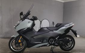 YAMAHA T-MAX 560 SJ21J