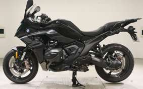BMW R1300RS ASA 2025