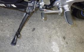 SUZUKI GSX250 R