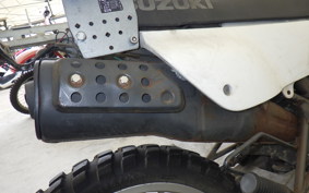 SUZUKI DJEBEL 200 (DR200SE) SH42A
