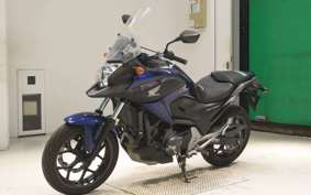 HONDA NC750X 2014 RC72