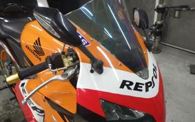 HONDA CBR600RR GEN 2 2006 PC37