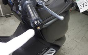 YAMAHA T-MAX 560 T 2020 SJ19J