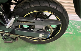 SUZUKI STROM 250 DS11A