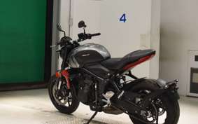 TRIUMPH TRIDENT 660 2021