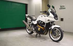 HONDA CB1300SB SUPER BOLDOR A 2011 SC54