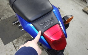 HONDA VTR 250 Gen. 2 MC33