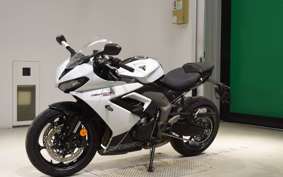 TRIUMPH DAYTONA660