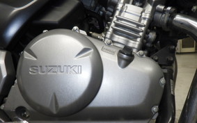SUZUKI GSR250