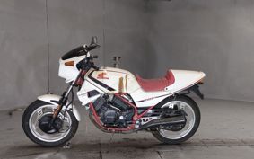 HONDA VT250F MC08