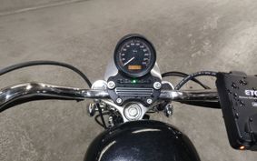 HARLEY HARLEY XL883L CR2