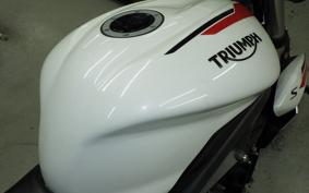 TRIUMPH STREET TRIPLE S 2020