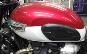 TRIUMPH BONNEVILLE T100 2022