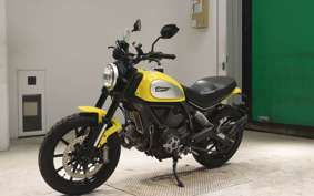DUCATI SCRAMBLER ICON 2015