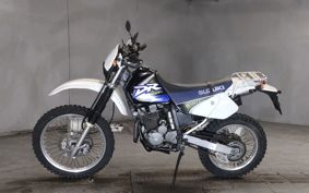 SUZUKI DR250R SJ45A