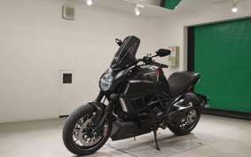 DUCATI DIAVEL Carbon 2011