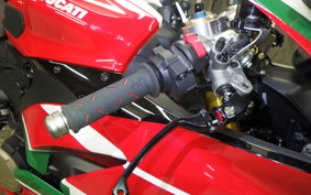 DUCATI PANIGALE V2 2025