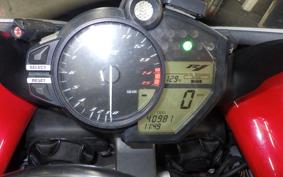 YAMAHA YZF-R1 2010