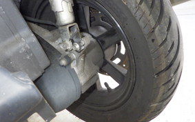 SUZUKI SKYWAVE 200 (Burgman 200)