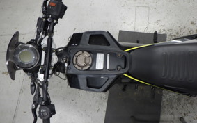 HUSQVARNA SVARTPILEN 401 2018