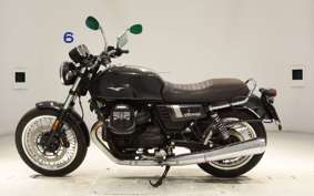 MOTO GUZZI V7 3 SPECIAL 2021