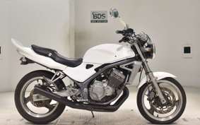 KAWASAKI BALIUS 250 2025 ZR250A