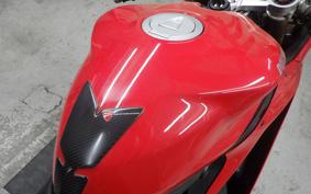 DUCATI 1199 PANIGALE 2012