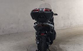 YAMAHA T-MAX 560 2025 SJ21J